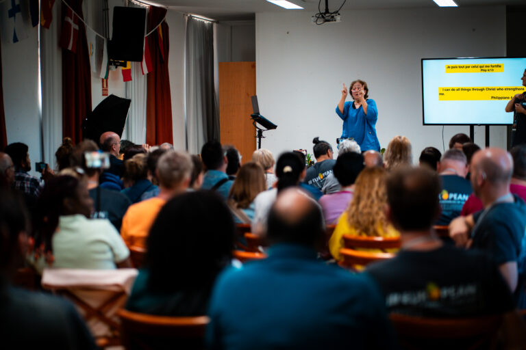 WDAG EUROPE-090